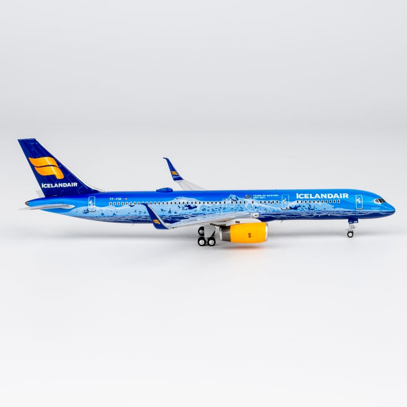 ULTIMATE COLLECTION)1/400 757-200/w アイスランド航空