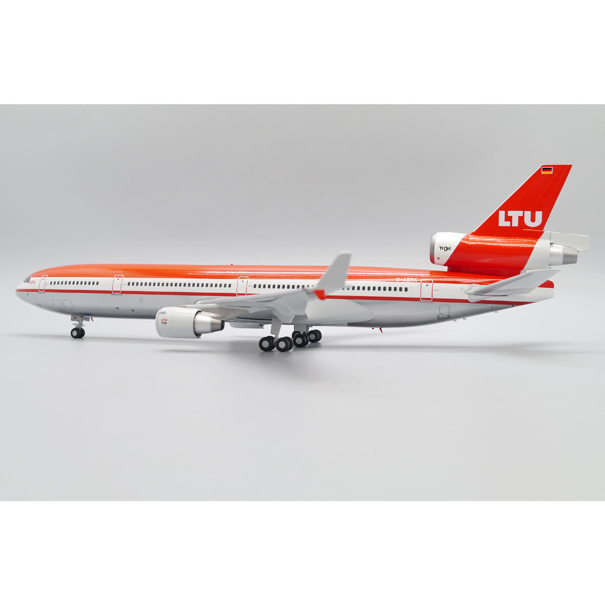 1/200 MD-11 LTU国際航空 D-AERX | ひこーきちゃん