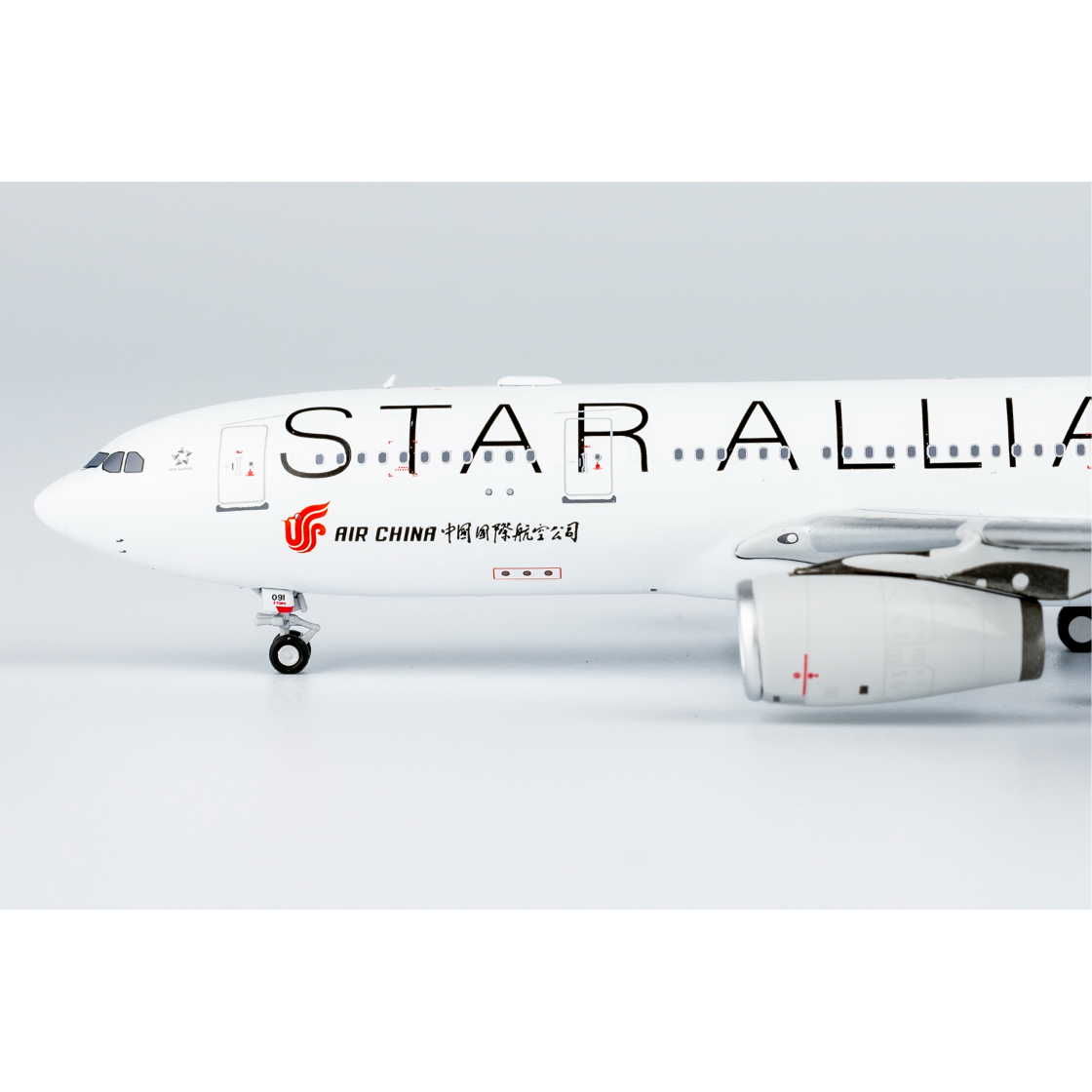 お取り寄せ商品】1/400 A330-200 中国国際航空「スター