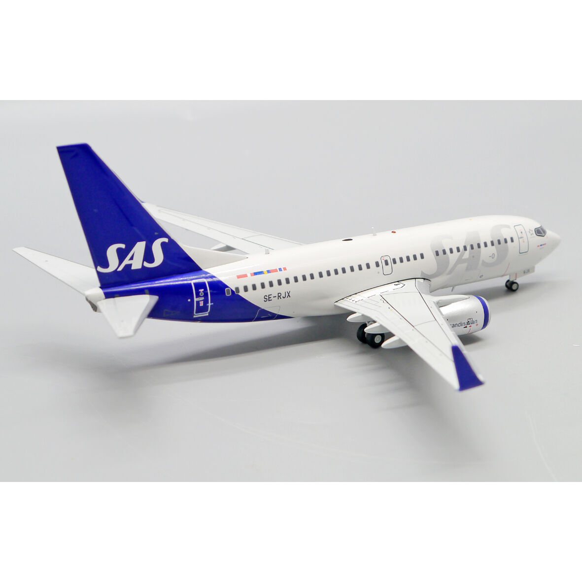 お取り寄せ商品】1/200 737-700 スカンジナビア航空 SE-RJX