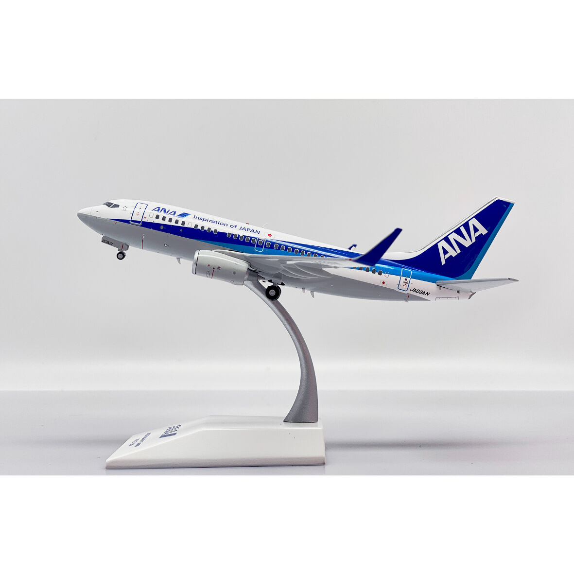 非売品・新商品情報】1/200 737-700 ANA JA03AN | ひこー