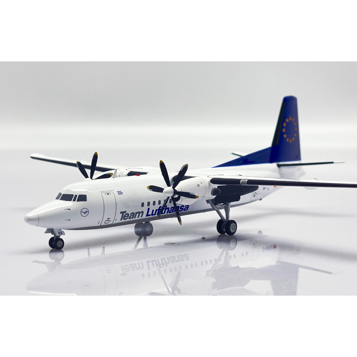 1/200 Fokker 50 ルフトハンザ・シティライン D-AFKU | ひこーきちゃん