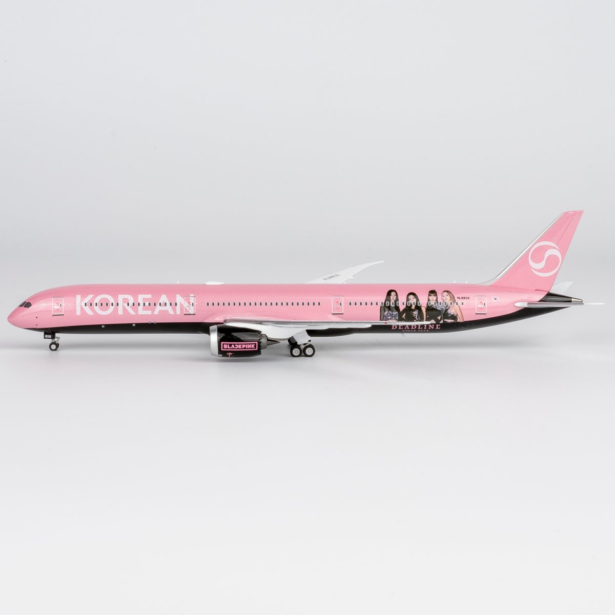 お取り寄せ商品】1/400 787-10 大韓航空「BlackPink」 HL881
