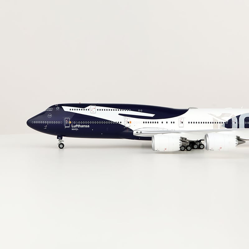 1/200 747-8 ルフトハンザ航空「ルフトハンザ創立100周年特別塗装」 D