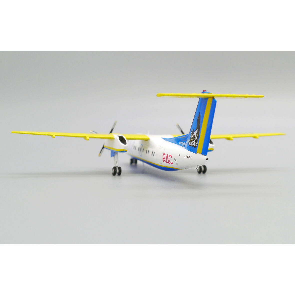 非売品・新商品情報】1/200 Dash 8-Q100 琉球エアーコミューター JA