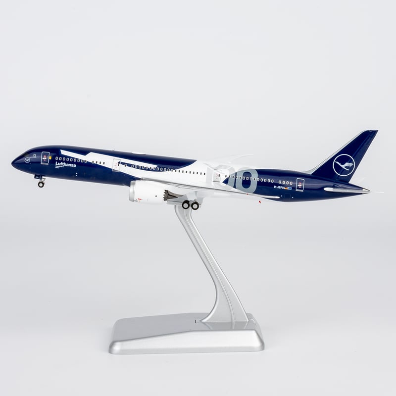 NG Models 【ULTIMATE】 1/400 787-9 ルフトハンザ航空「創業10