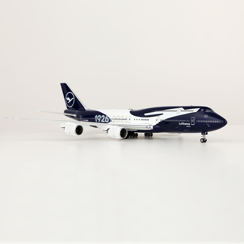 1/200 747-8 ルフトハンザ航空「ルフトハンザ創立100周年特別塗装」 D