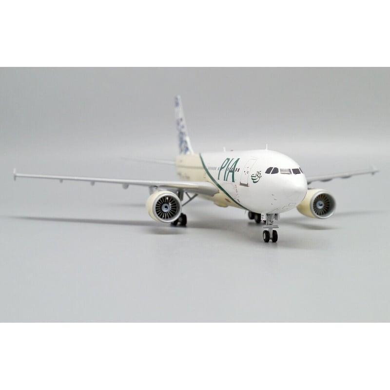 PIA パキスタン国際航空 ボーイング 777 模型飛行機 LED インテリア 楽天市場】PIA パキスタン 国際航空 ボーイング 777 模型飛行機