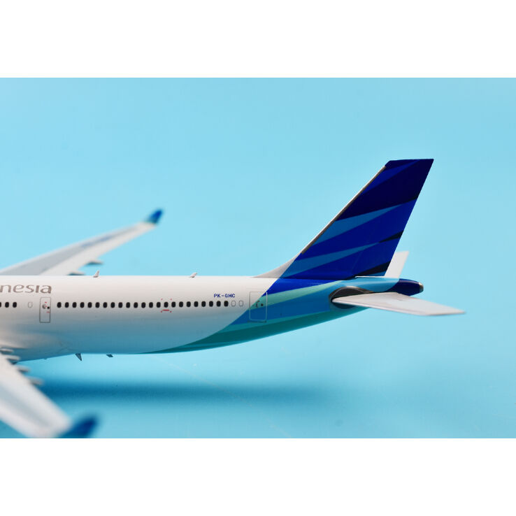 1/400 A330-300 ガルーダ・インドネシア航空 特別塗装 「マスク」4番機