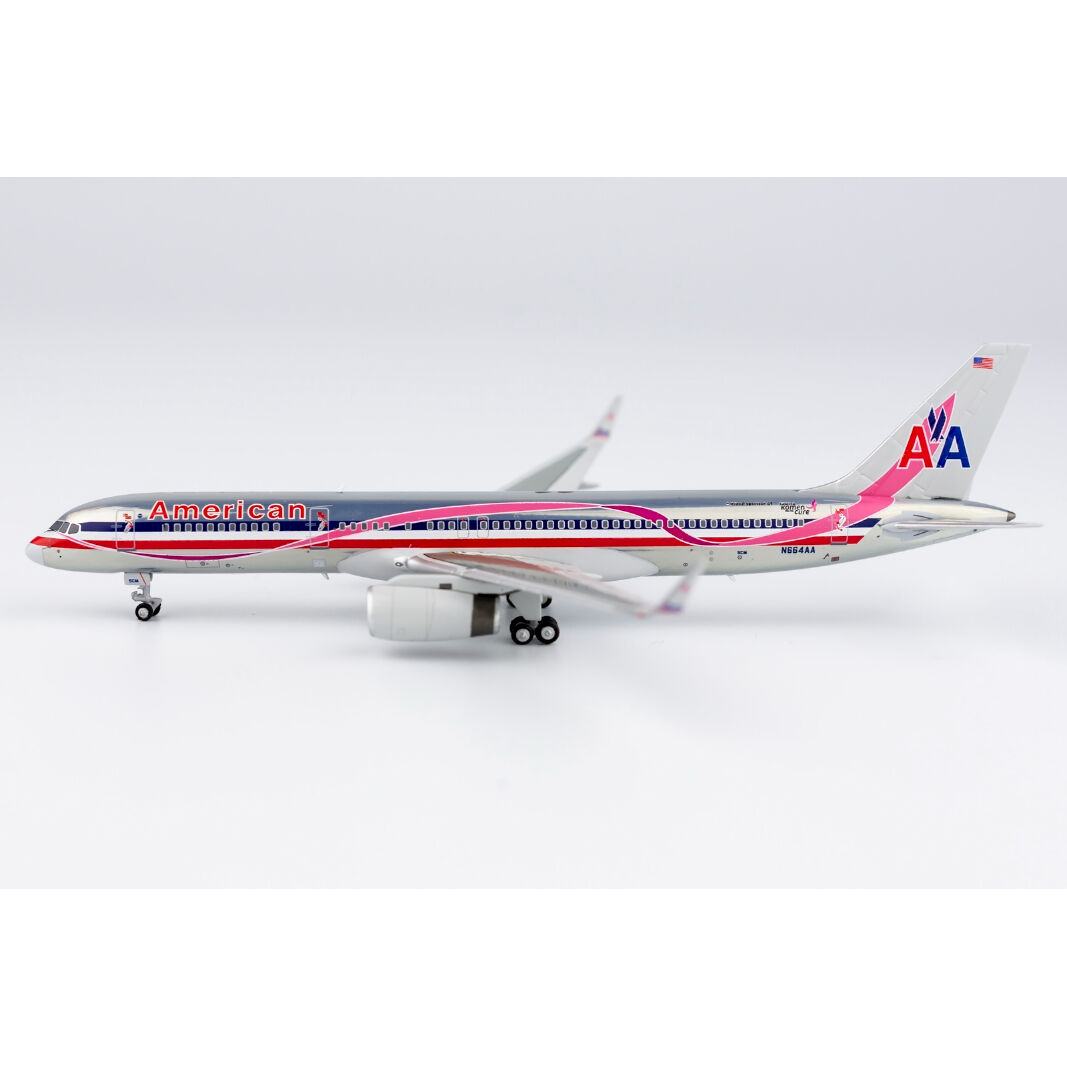 お取り寄せ商品】1/400 757-200/w アメリカン航空 N664AA