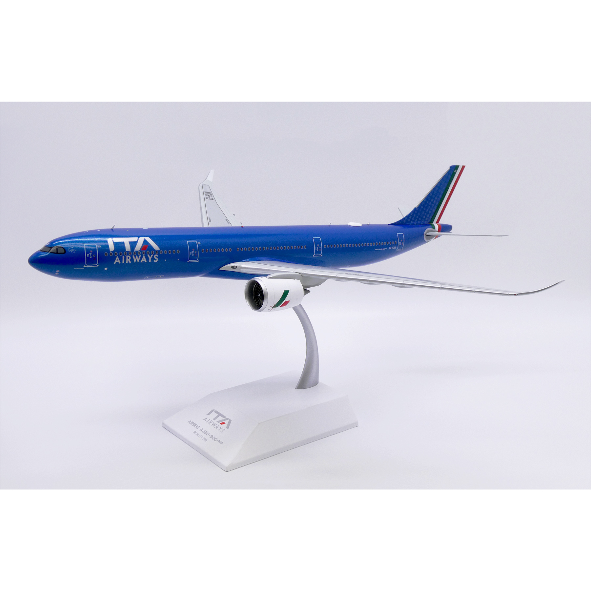 ITAエアウェイズ A330-900 EI-HPA 1/200 お取り寄せ商品】1/200 A330-900neo ITAエアウェイズ EI-HJN