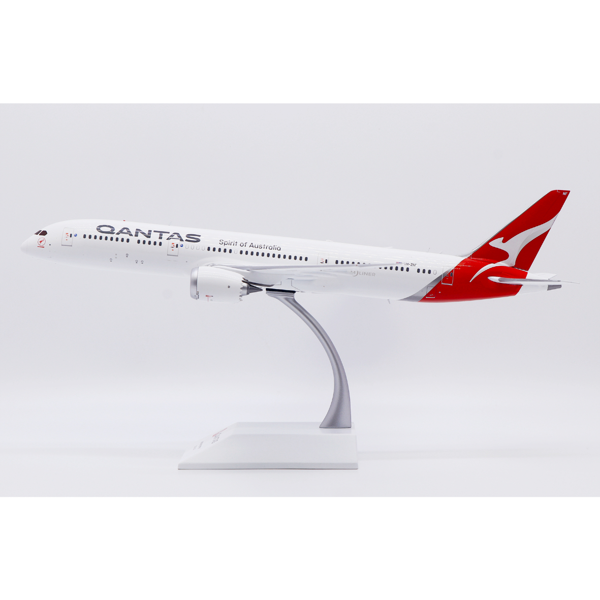 お取り寄せ商品】1/200 787-9 カンタス航空 VH-ZNF | ひこーきちゃん