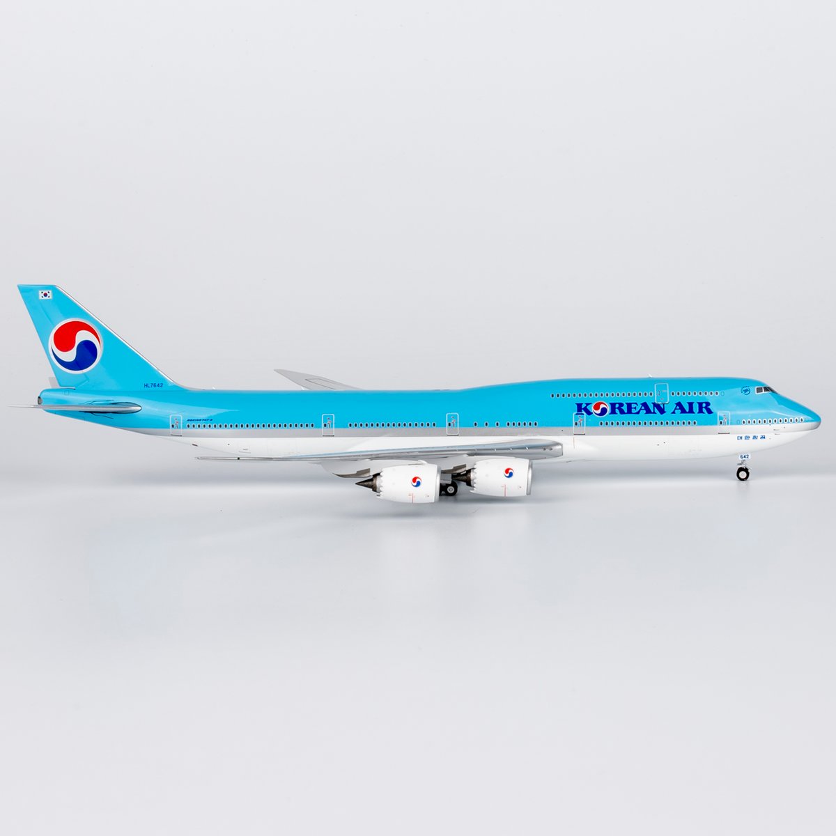 お取り寄せ商品】1/400 747-8 大韓航空 HL7642 | ひこーきちゃん