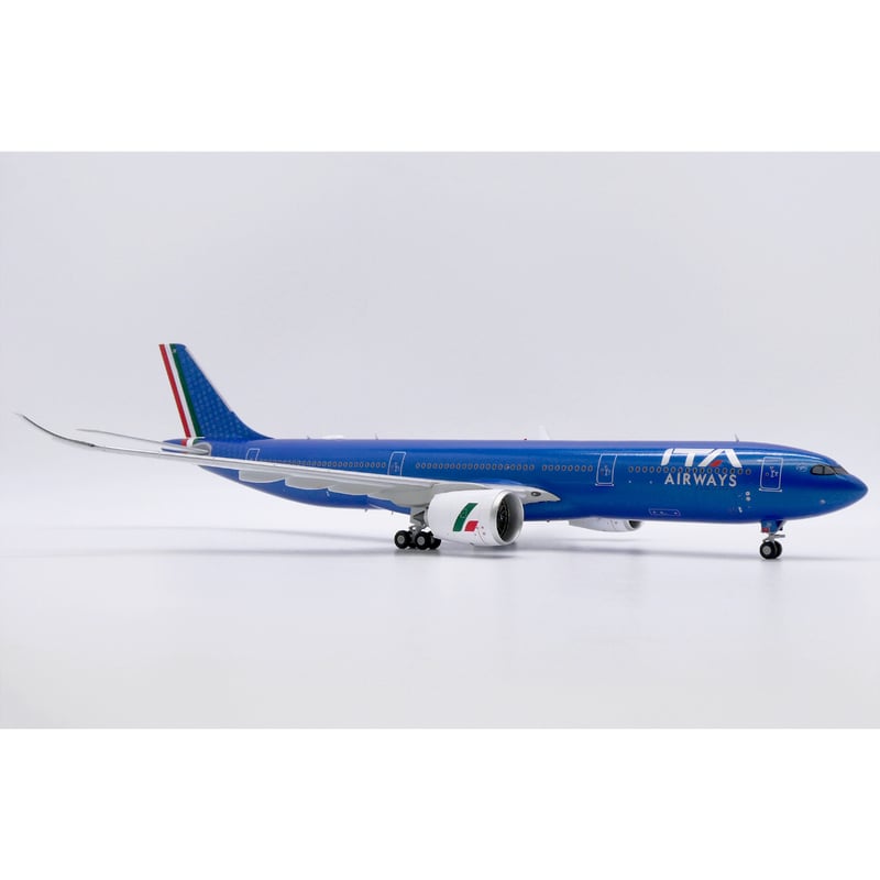 ITAエアウェイズ A330-900 EI-HPA 1/200 お取り寄せ商品】1/200 A330-900neo ITAエアウェイズ EI-HJN