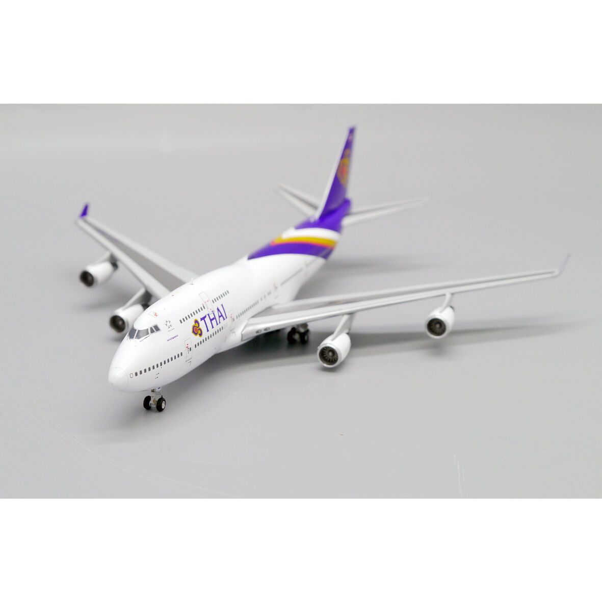 THAI タイ国際航空　ボーイング 747-400 1/200　ホーガン Boeing B747-400 Thai Airways sf. | Modelsnavigator.com