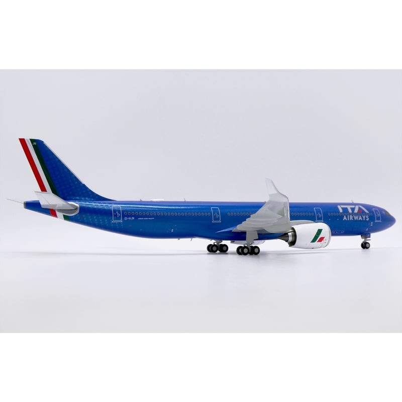 ITAエアウェイズ A330-900 EI-HPA 1/200 お取り寄せ商品】1/200 A330-900neo ITAエアウェイズ EI-HJN
