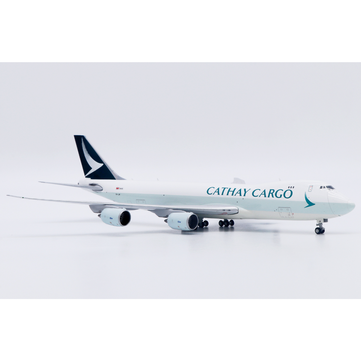 先割予約15％OFF】1/400 747-8F キャセイパシフィック航空「New Tit