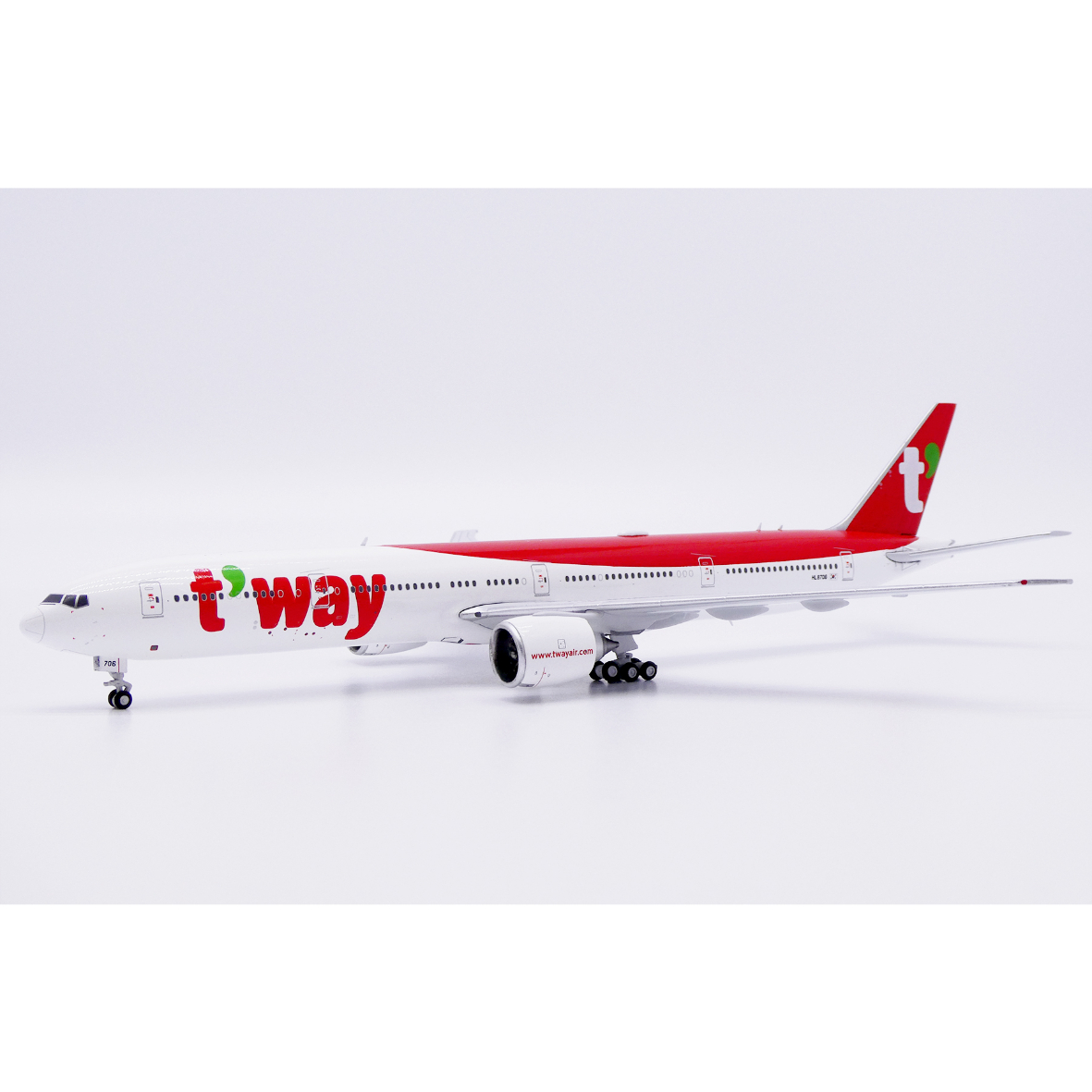 1/400 777-300ER ティーウェイ航空 HL8706 | ひこーきちゃん模型専門店