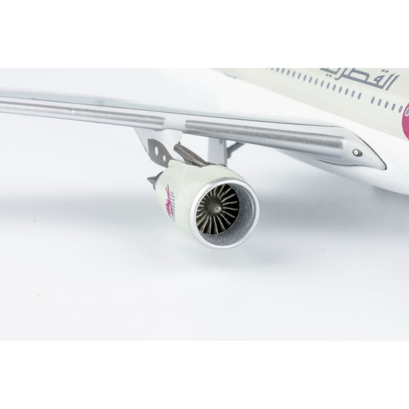 お取り寄せ商品】1/400 A330-300 カタール航空 A7-AE