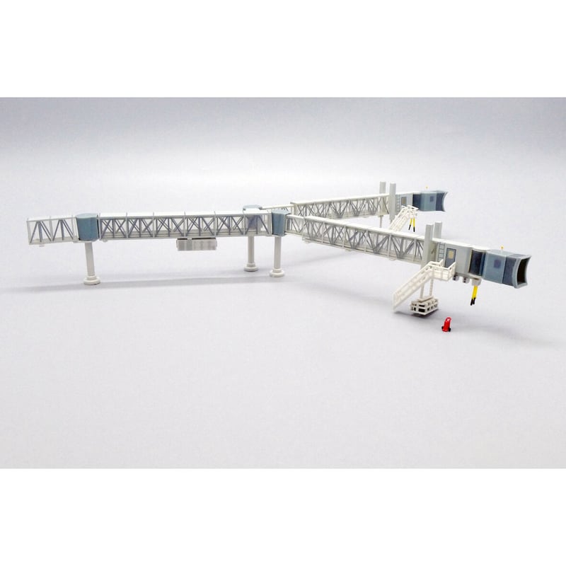 1/200 空港ジオラマ ボーディング ブリッジ B747 (透明) | ひこーきちゃん