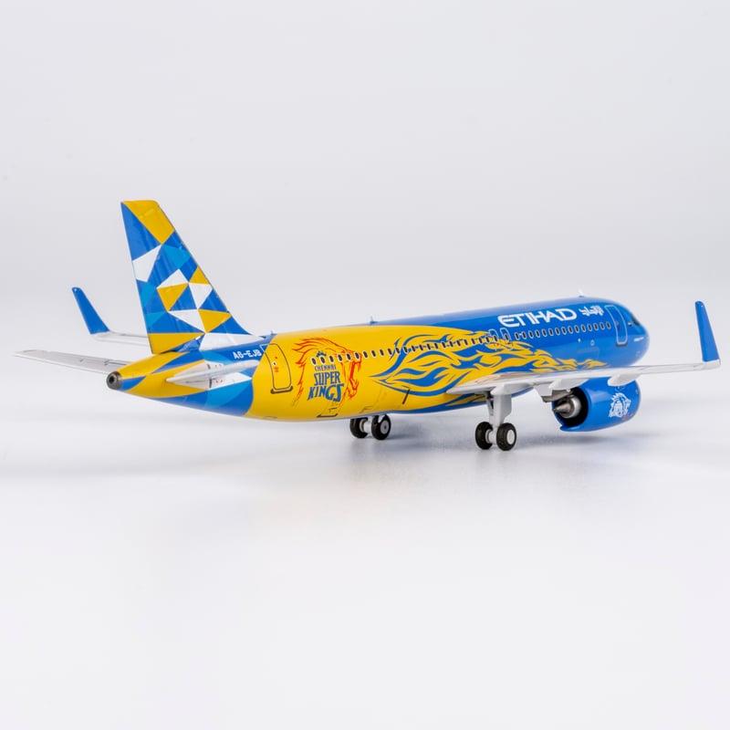 お取り寄せ商品】 1/400 A320neo エティハド航空「First A320n