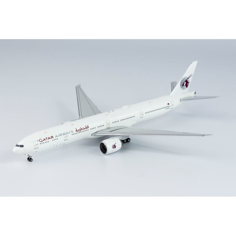 カタール航空　フィギュア　Ｂoeing777-300ER　F-1モデル　新品 Amazon.co.jp: QIYUMOKE 1/150 ボーイング777-300ER カタール