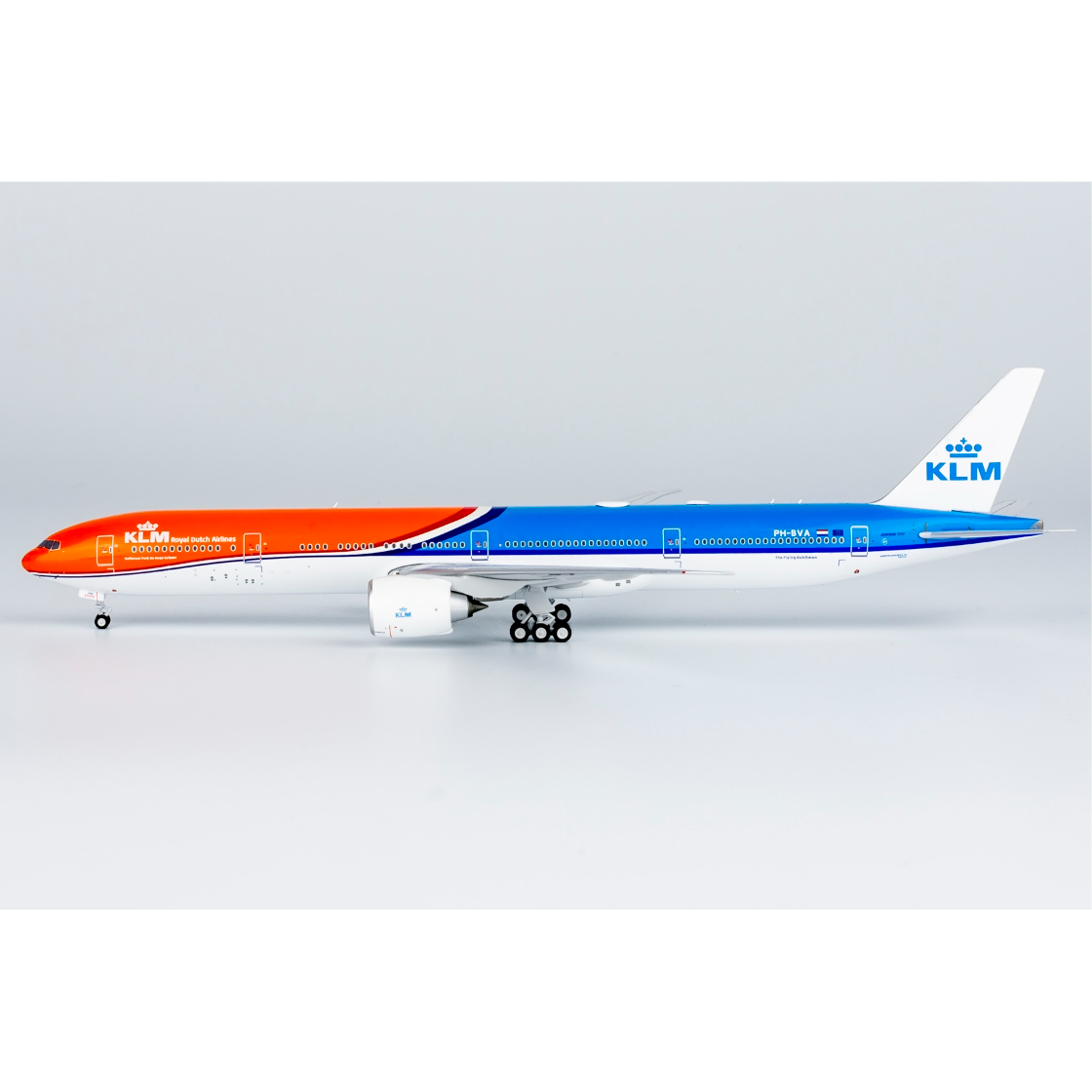 1/400 777-300ER KLMオランダ航空「revisedオレンジ・プライド特