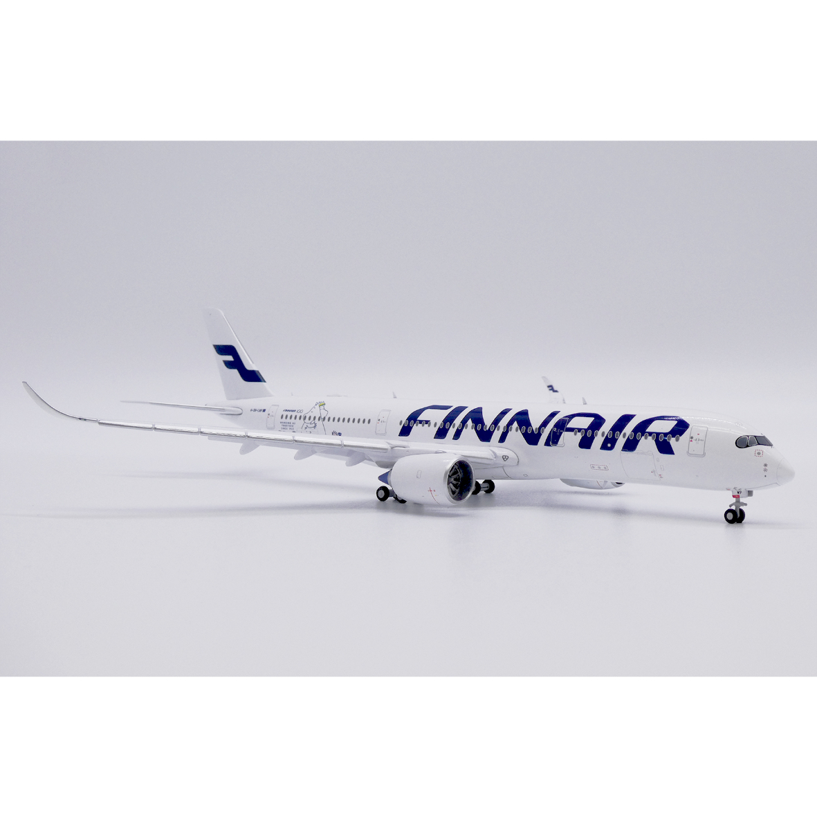 1/400 A350-900 フィンエアー[ムーミン1号機] OH-LWP Flap dow