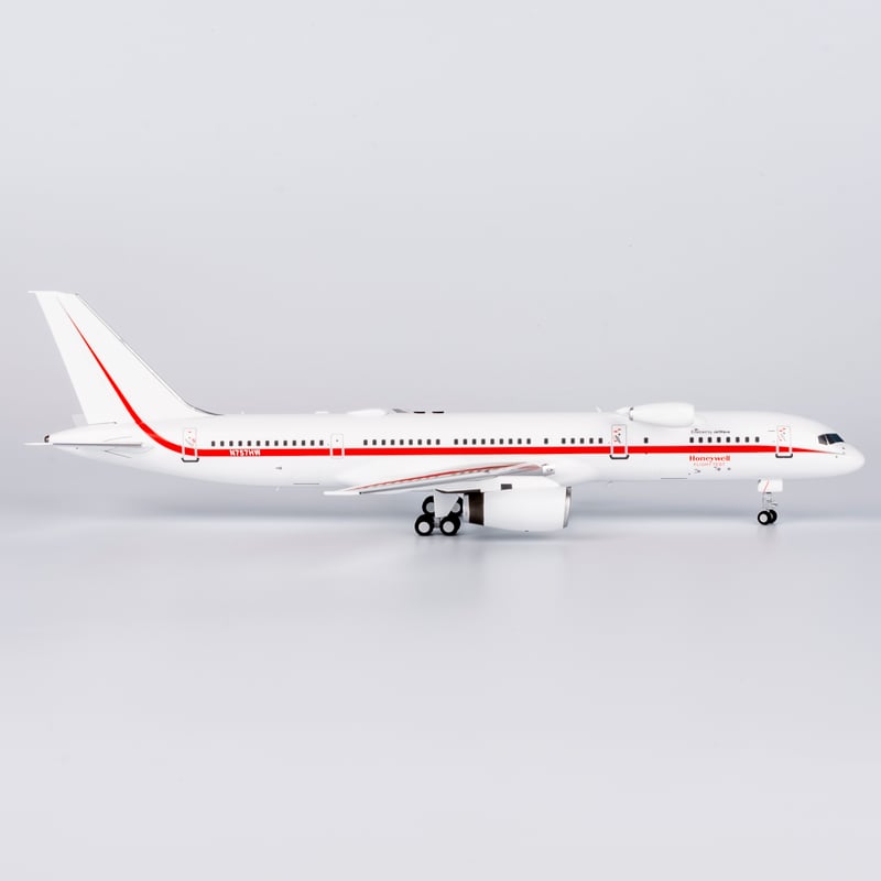 お取り寄せ商品】1/200 757-200 ハネウェル試験機[旧塗装] (テ