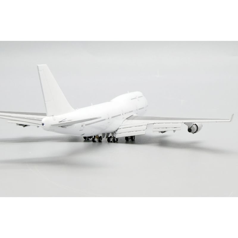B747-400 模型 プラモデル 1/100 無塗装白色 お取り寄せ商品】塗装DIY 1/400 Blank B747-400 Flap Down P