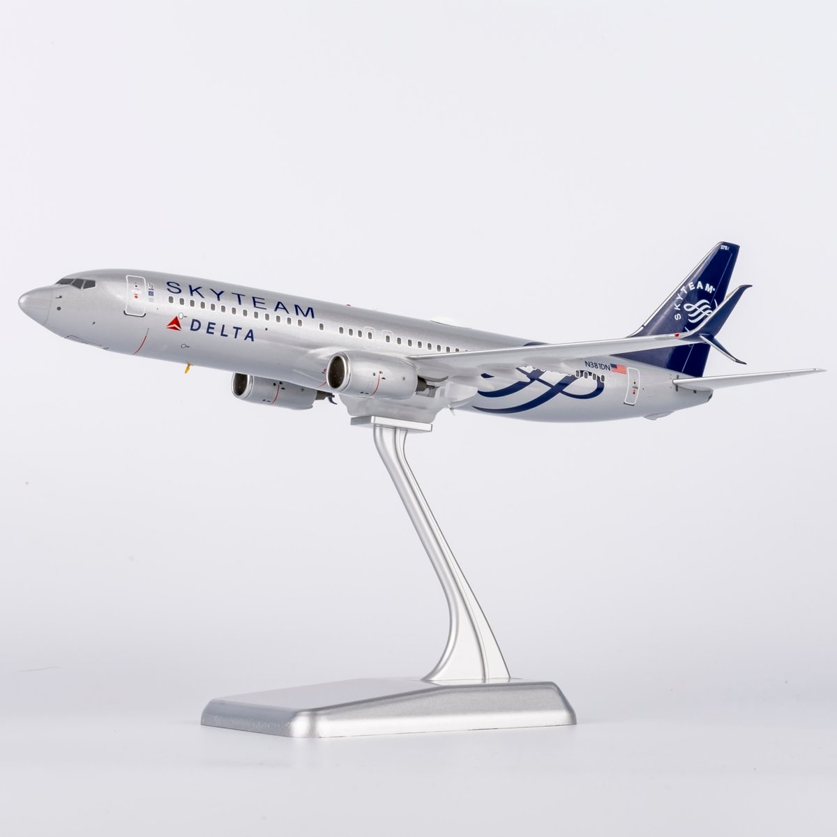 お取り寄せ商品】1/200 737-800/w デルタ航空「スカイチーム特別 お取り寄せ商品】1/200 737-800/w デルタ航空「スカイチーム特別