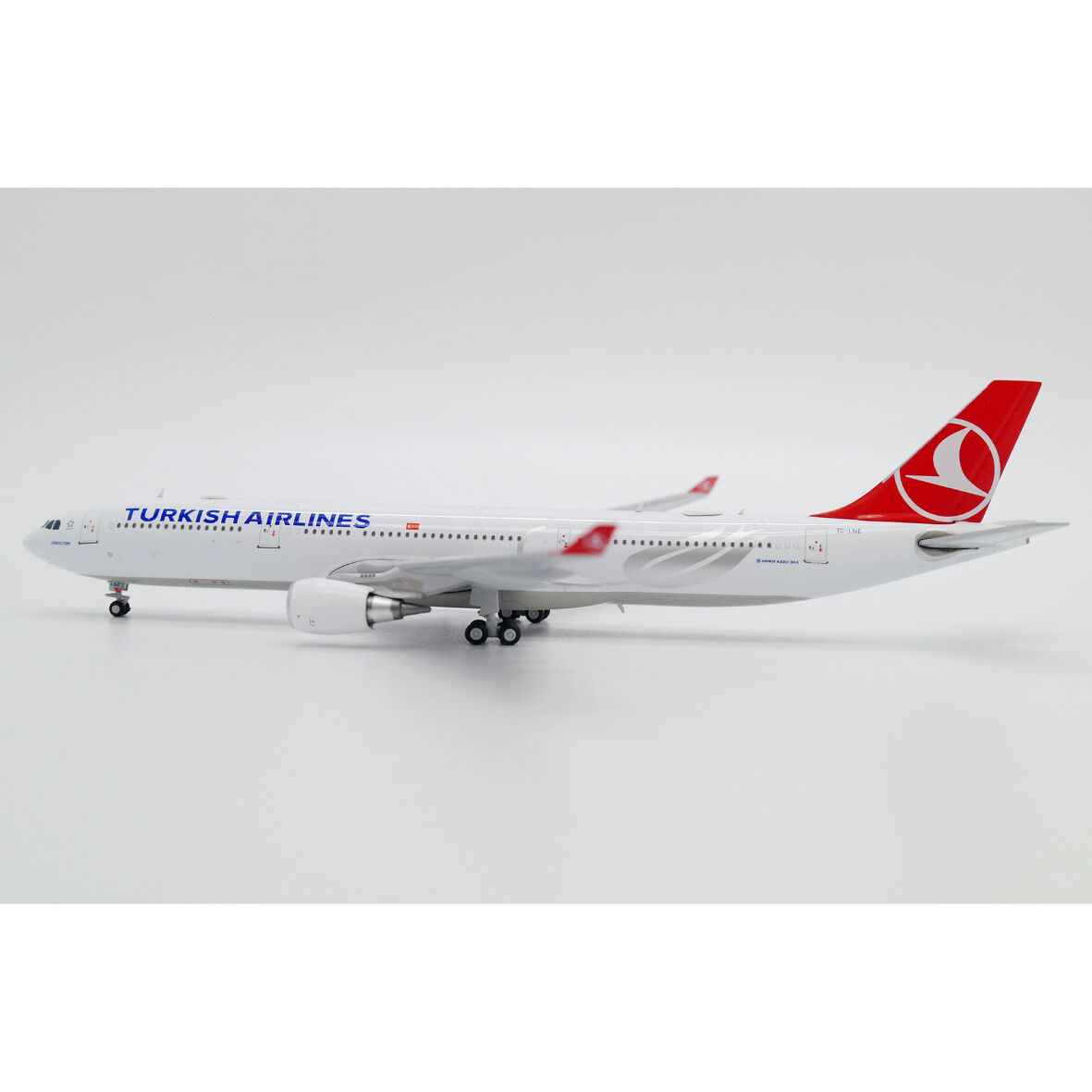1/400 A330-300 ターキッシュ エアラインズ TC-LNE |