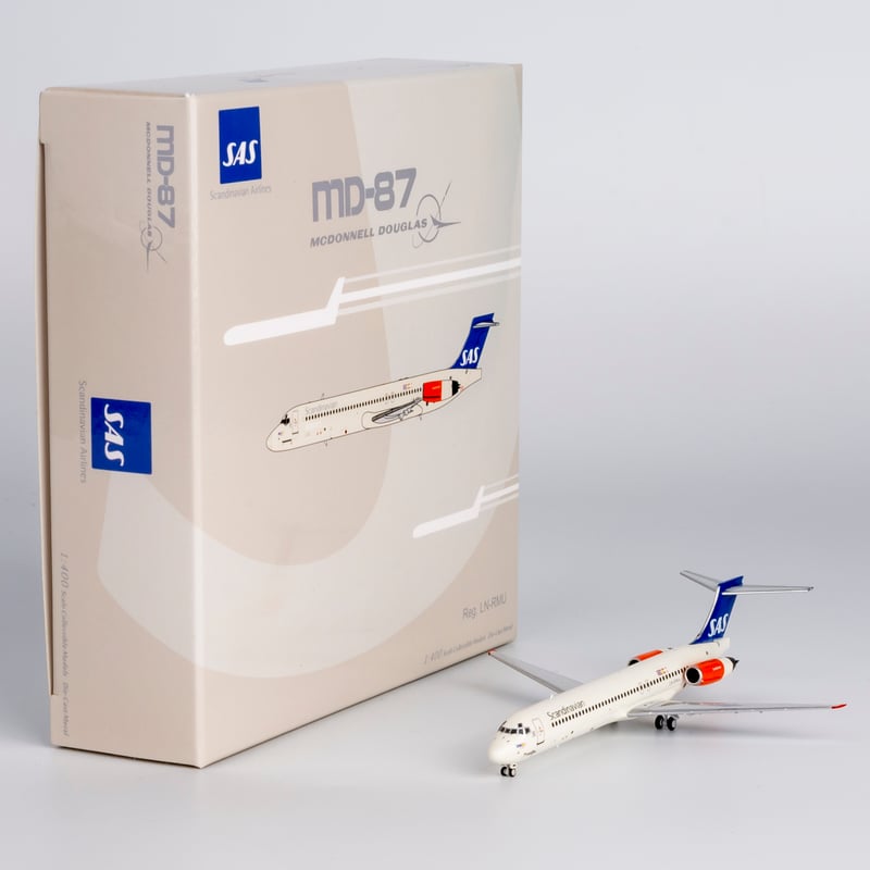 お取り寄せ商品】1/400 MD-87 (DC-9-87) スカンジナビア(SAS)航