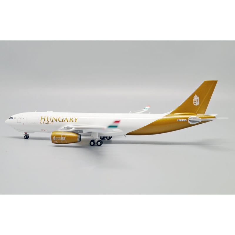 1/400 A330-200 エバーエアー Amazon.co.jp: 飛行機模型飛行機おもちゃの飛行機模型 エバー