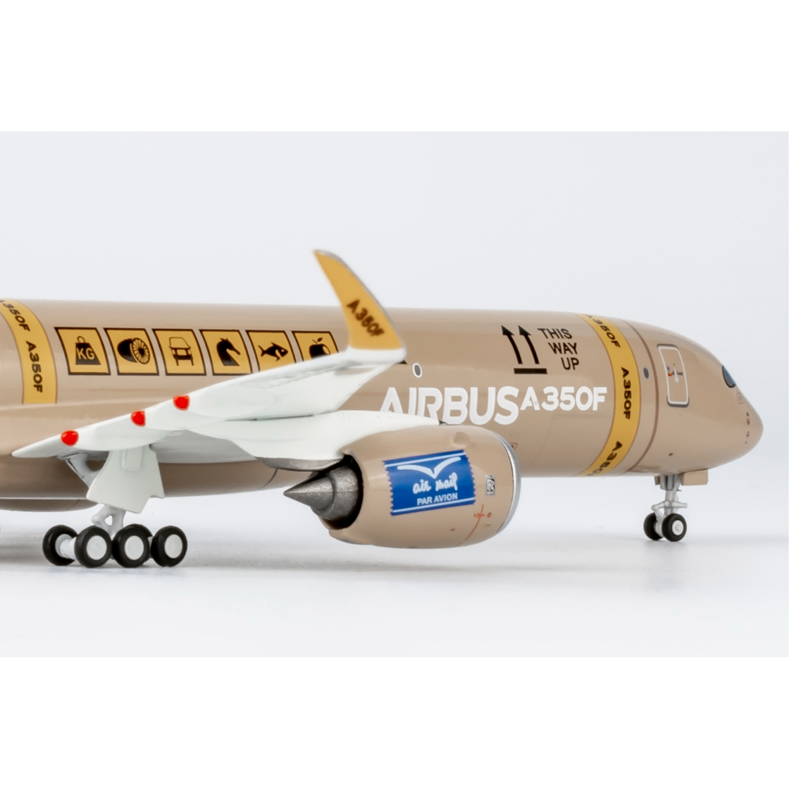 エアバス A350F 1/400 飛行機模型 Amazon | 【エアバス公式】AIRBUS A350-1000 ダイキャスト 1/400