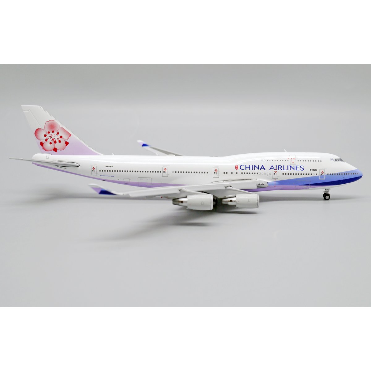 1/400 747-400 チャイナエアライン B-18215 Flaps
