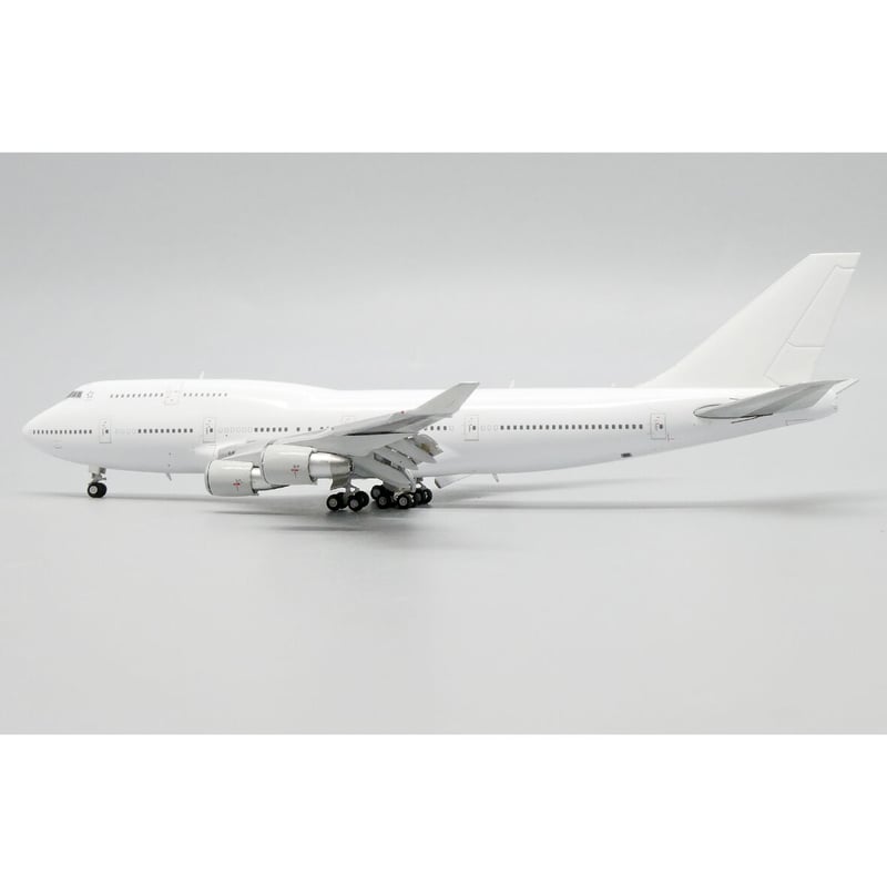 塗装DIY 1/400 Blank B747-400 Flap Down PW Engine