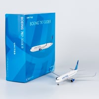 【お取り寄せ商品】1/400  767-300ER/w   ユナイテッド航空「ブルーエボリューション塗装」  N674UA
