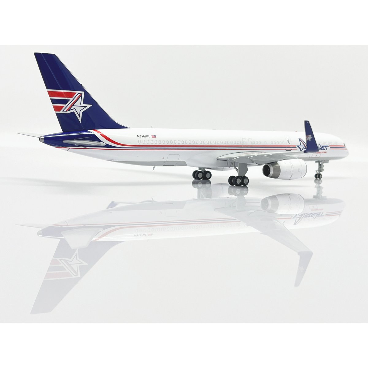 お取り寄せ商品】1/200 757-200(PCF) アメリジェット・インターナショ