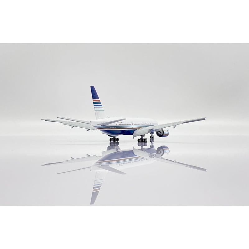 プリビレッジ・スタイル 777-200ER EC-MUA 1/400 お取り寄せ商品】1/400 777-200ER プリビレッジ・スタイル E