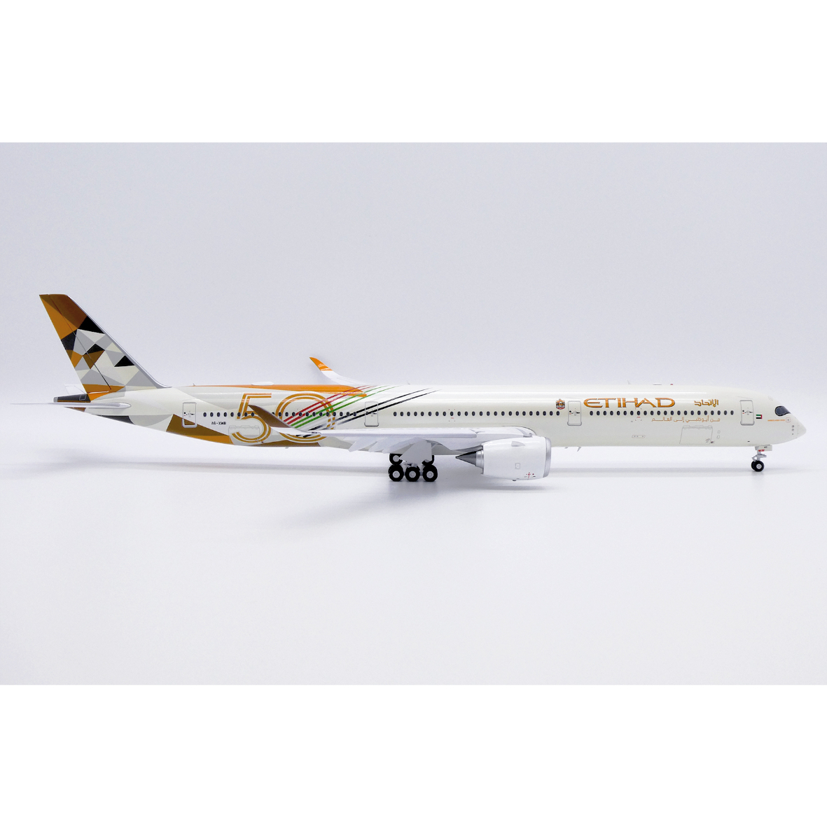 エディハド航空A350-1000 50周年記念塗装機 fit=scale-down,w=1200