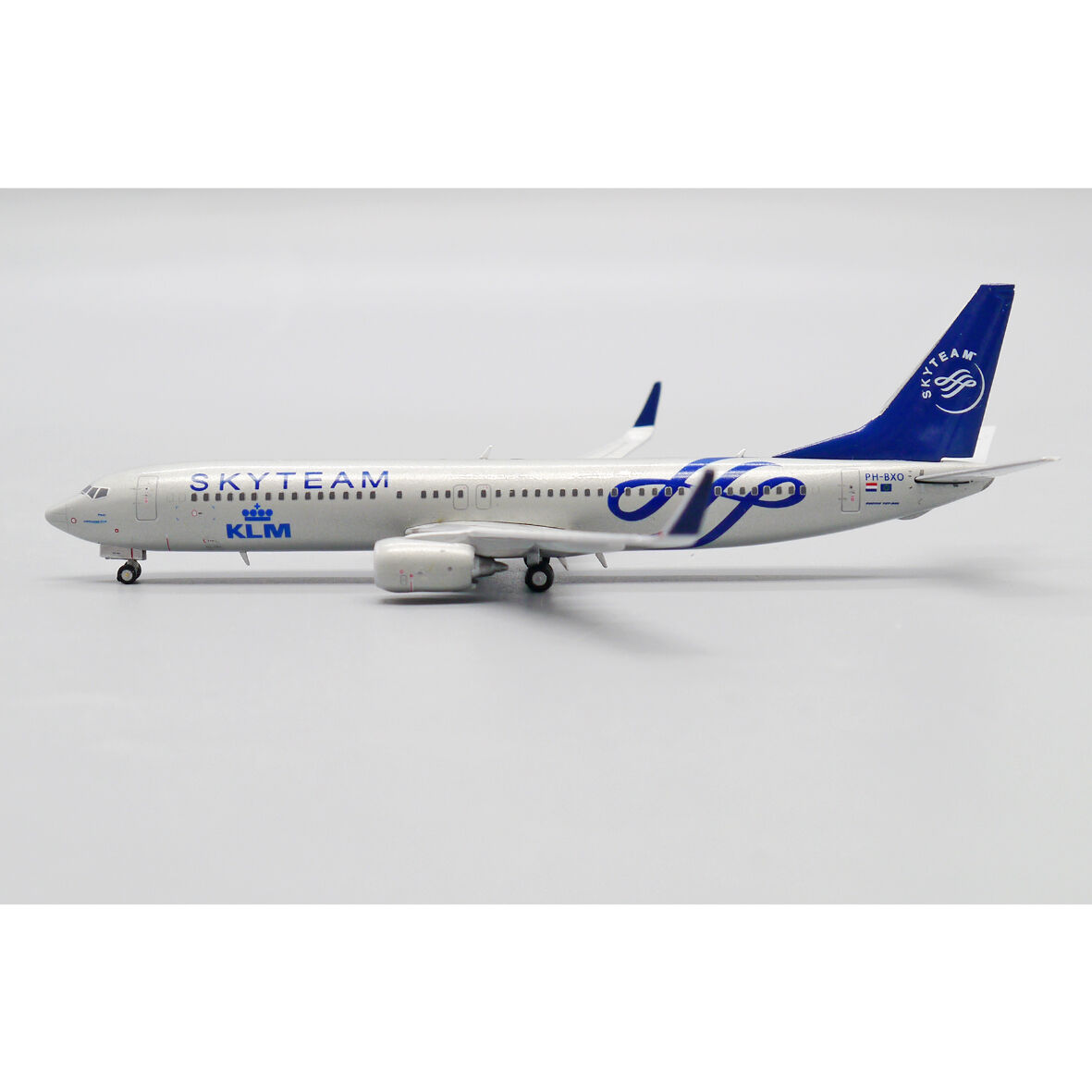 お取り寄せ商品】1/400 737-900 KLMオランダ航空 PH-BXO |