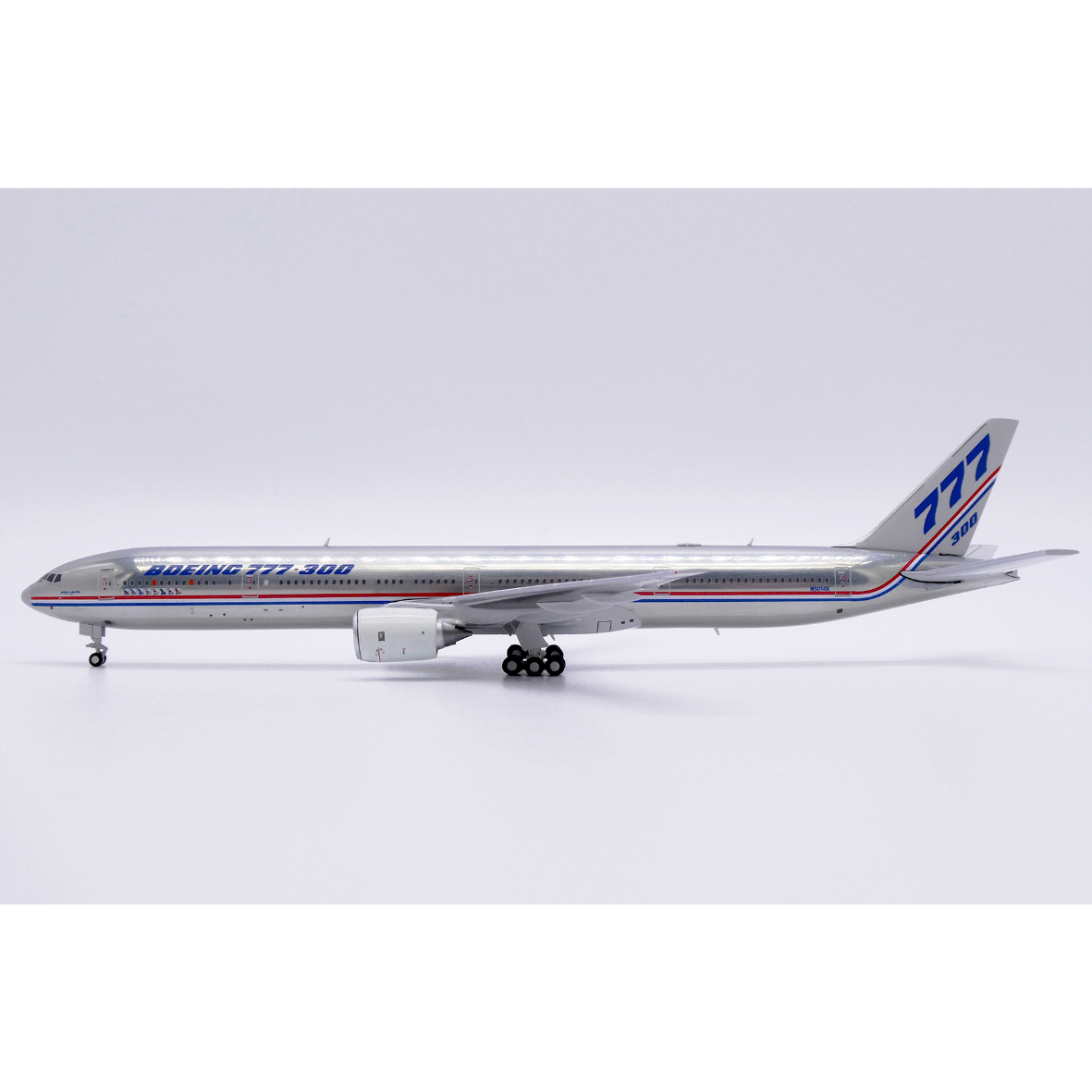 1/400 777-300 ボーイング社 ハウスカラー N5014K (ポリッシュ仕上