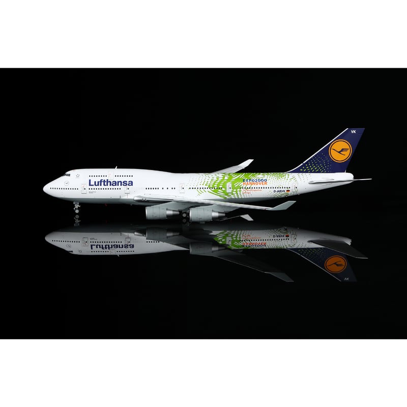 ルフトハンザ B747-400 1/200 展示ケース ディスプレイケース滑走路 SQ Wings 1/200 747-400 ルフトハンザ航空「Hannover EXPO