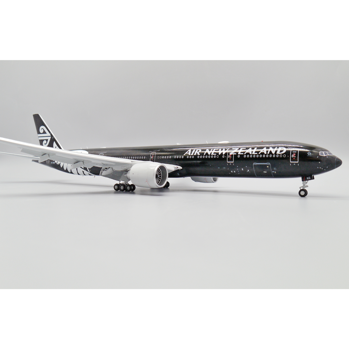 限時セール】【お取り寄せ商品】1/200 777-300ER ニュージーランド航空