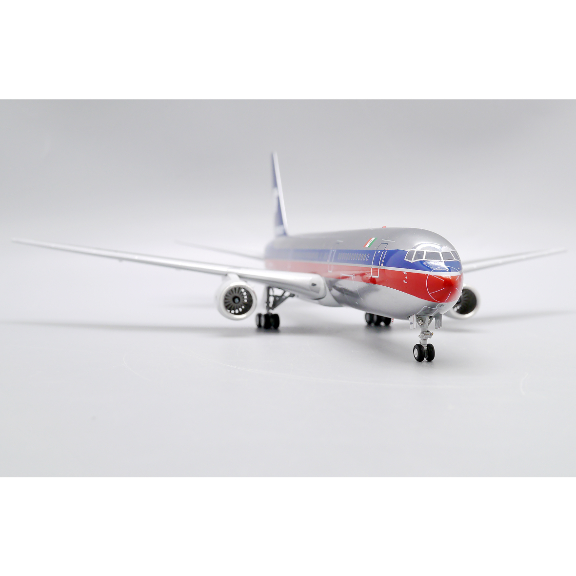 お取り寄せ商品】1/200 767-300ER アエロメヒコ航空 XA-RWX