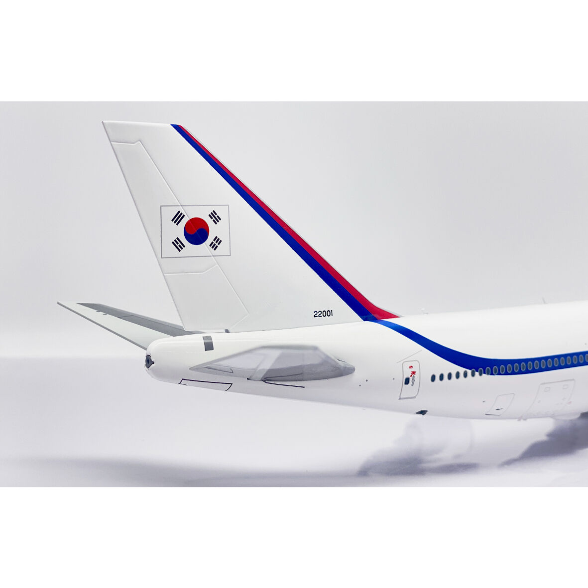 お取り寄せ商品】1/200 747-8 大韓民国空軍政府専用機 HL7643 | お取り寄せ商品】1/200 747-8 大韓民国空軍政府専用機 HL7643 |
