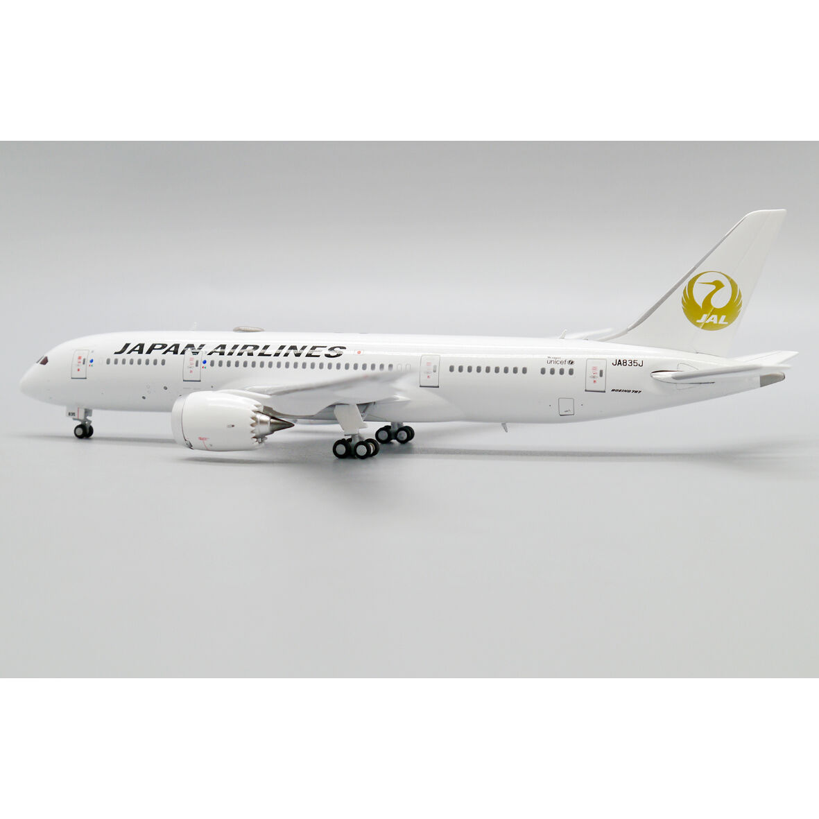 JAL 787-8 金の鶴丸 日本航空 金JAL JA835J 非売品・新商品情報】1/400 787-8 JAL[金の鶴丸ロゴ] JA835J | ひこー