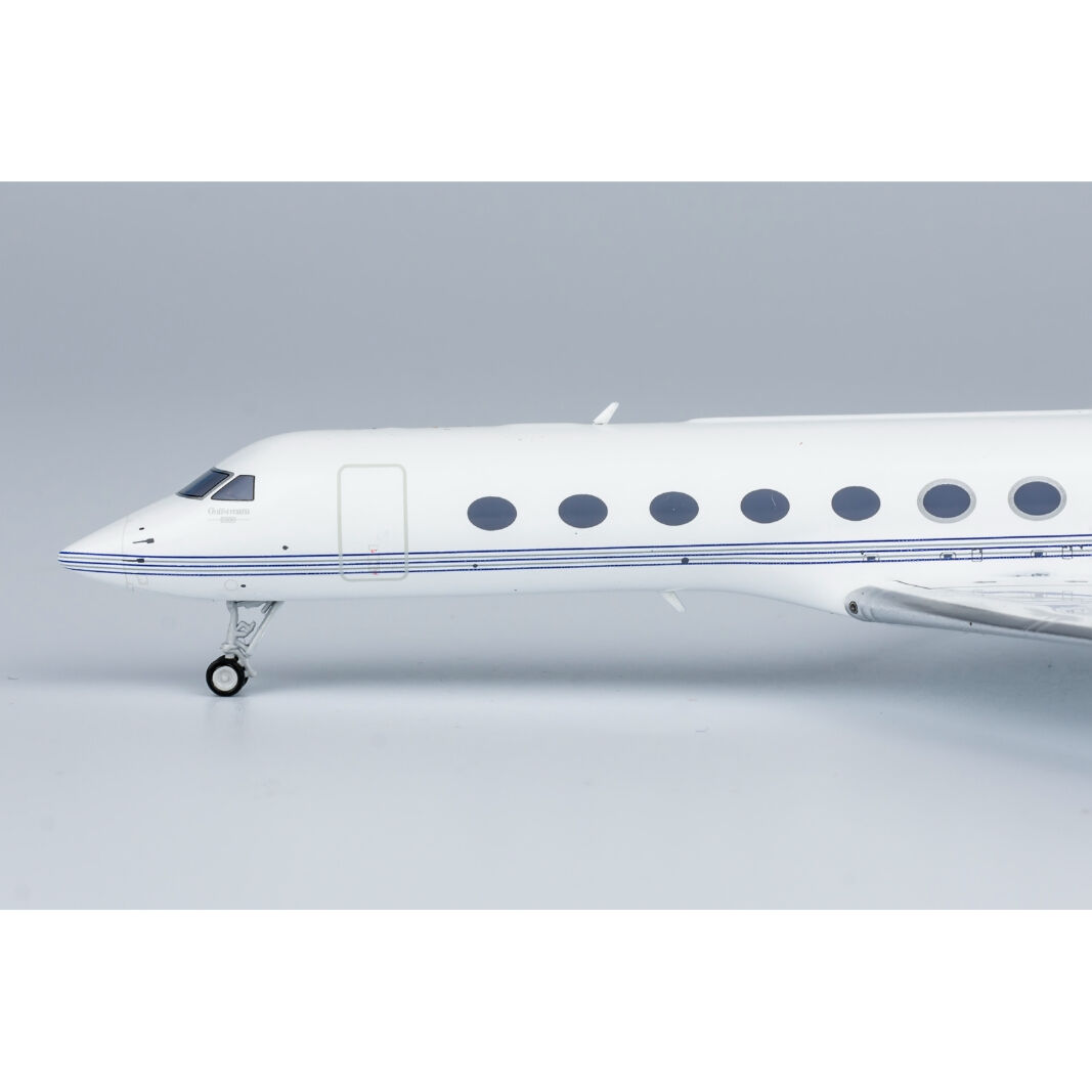 1/200 Gulfstream G550 ガルフストリーム・エアロスペース N