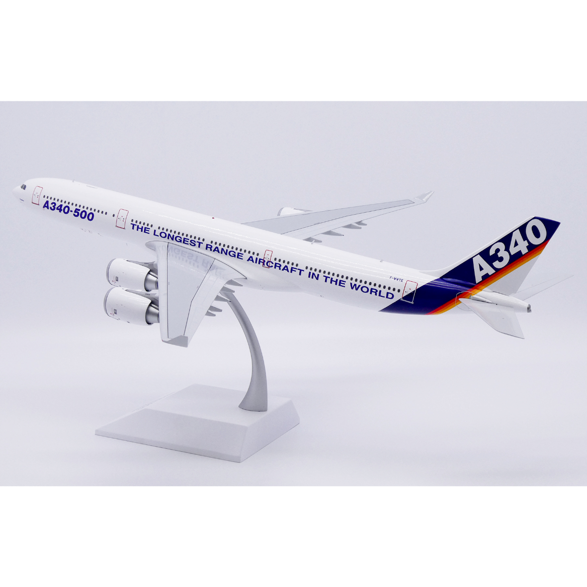 限時セール】【お取り寄せ商品】1/200 A340-500 エアバス社ハウス